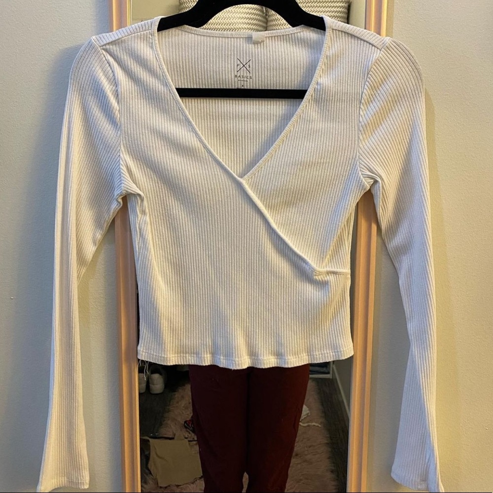 PACSUN WHITE LONG SLEEVE